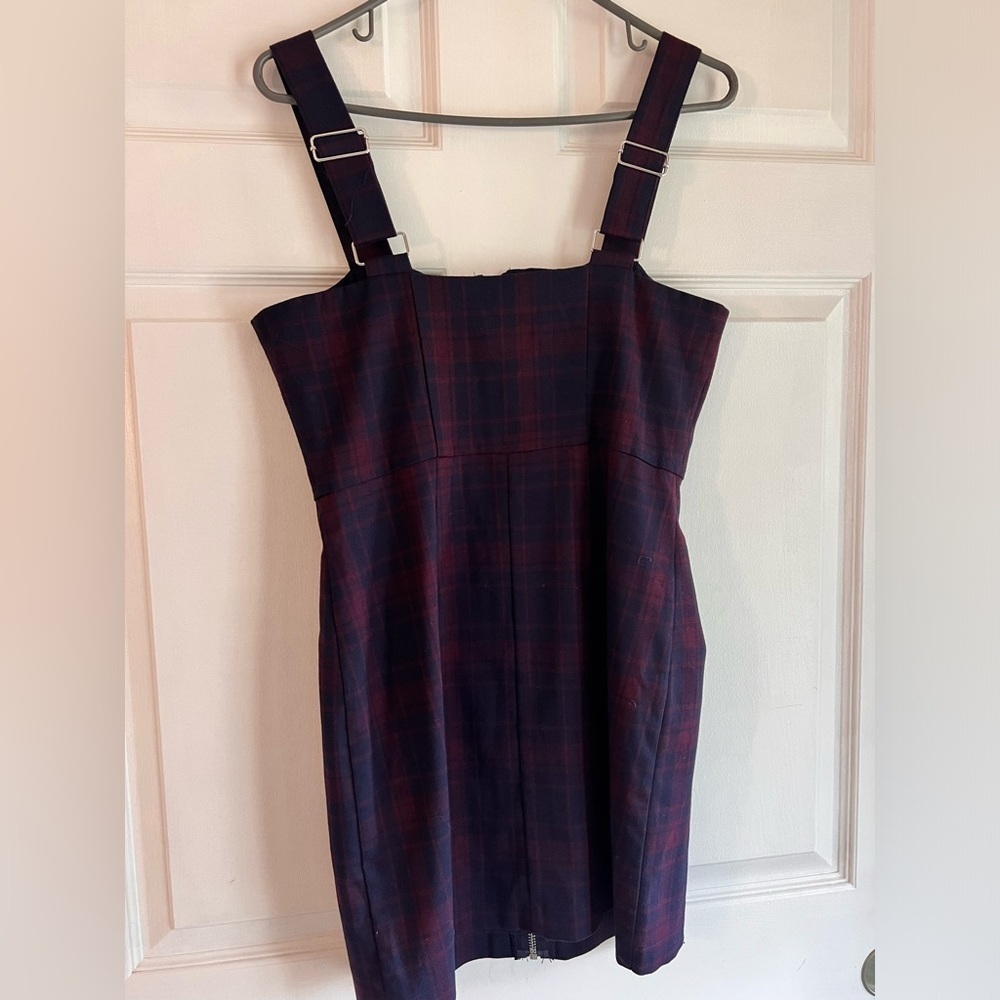 Forever 21 Navy Blue Red Plaid Front Zip Mini Dress Size Medium Sleeveless​​​​ - Picture 6 of 7